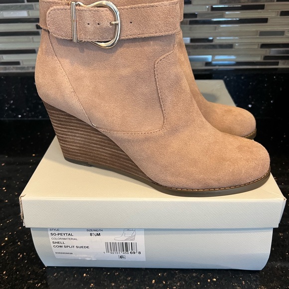 NIB Sole Society Peytal Wedge Booties - Picture 2 of 4